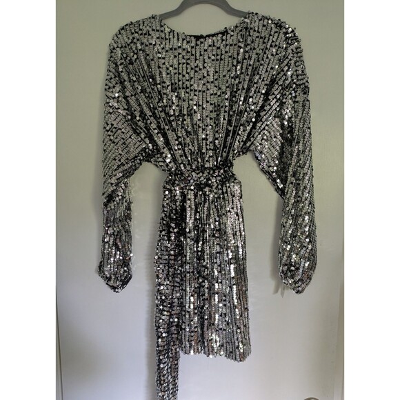 ZARA  SILVER SEQUIN MINI DRESS 2731/328 Size Medium - Picture 6 of 7